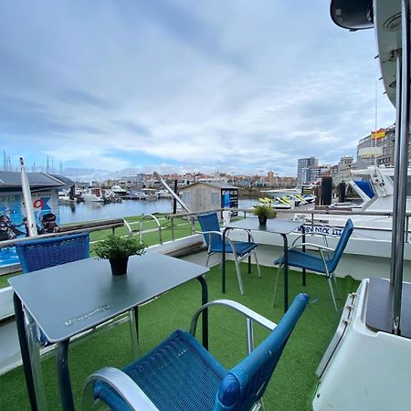 Experiencia En El Mar Gijon C Hotel ภายนอก รูปภาพ
