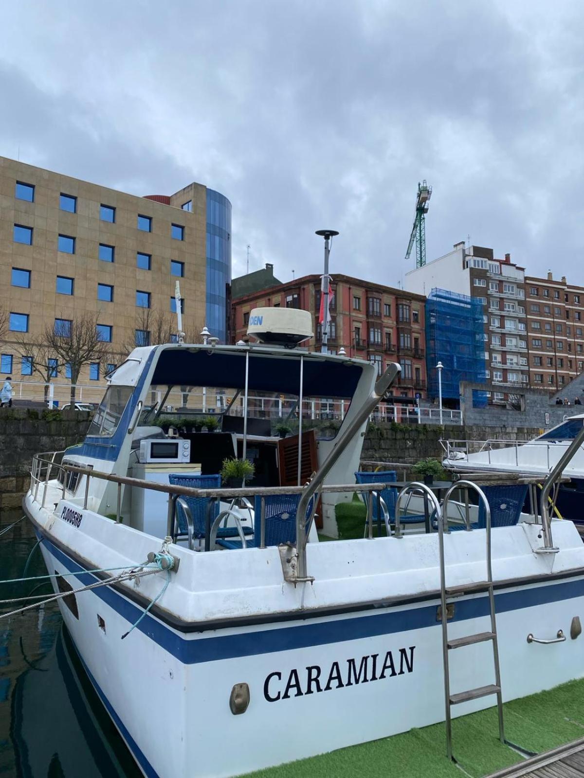 Experiencia En El Mar Gijon C Hotel ภายนอก รูปภาพ